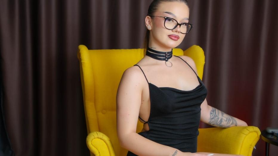 Sophie Empress does her casting interview